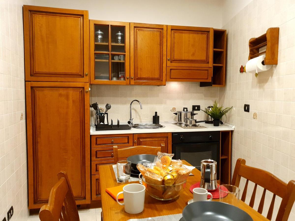 Fraba Apartment Неаполь Екстер'єр фото